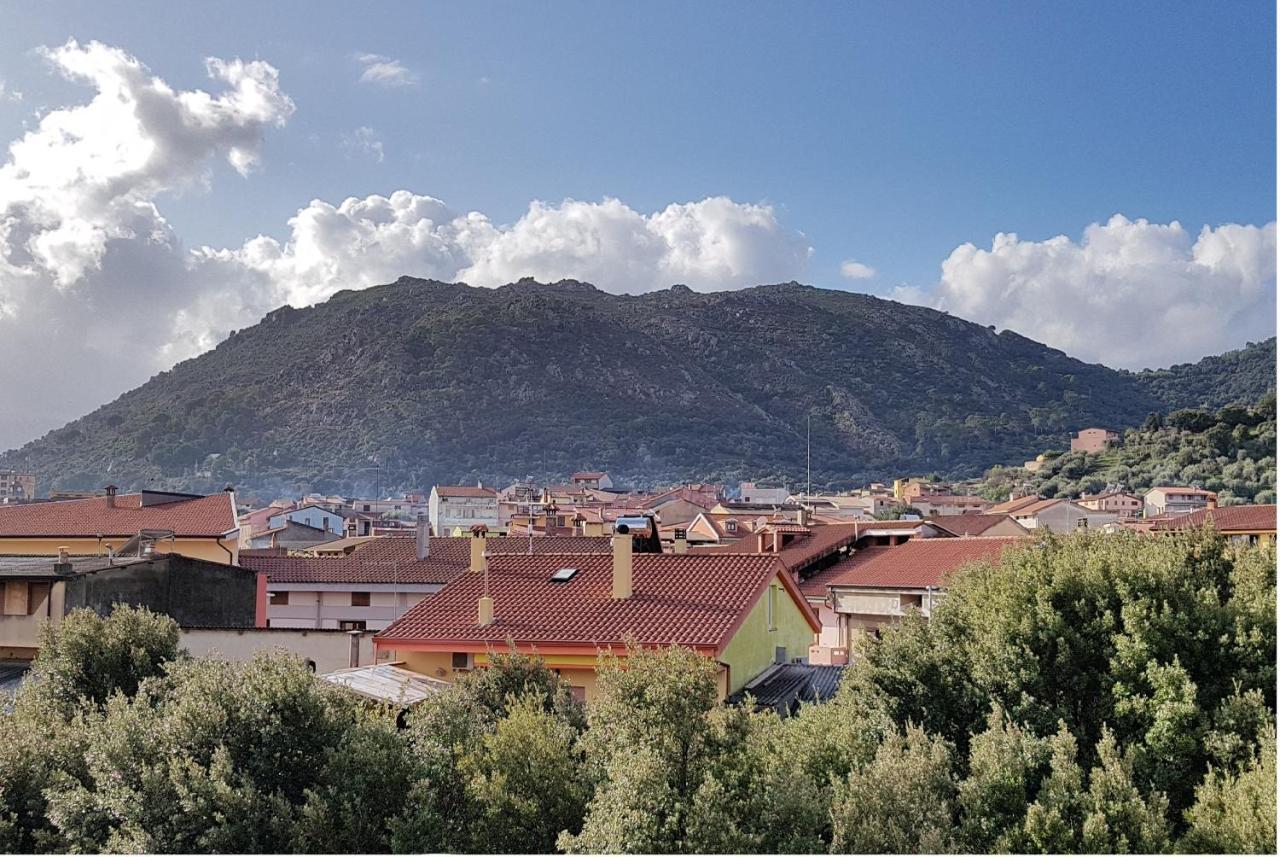 B&B Al Civico16 Guspini Dış mekan fotoğraf