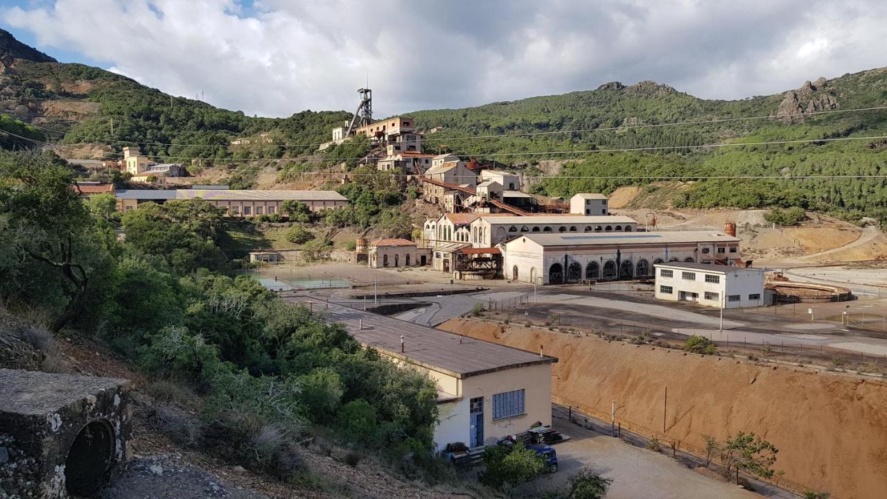 B&B Al Civico16 Guspini Dış mekan fotoğraf