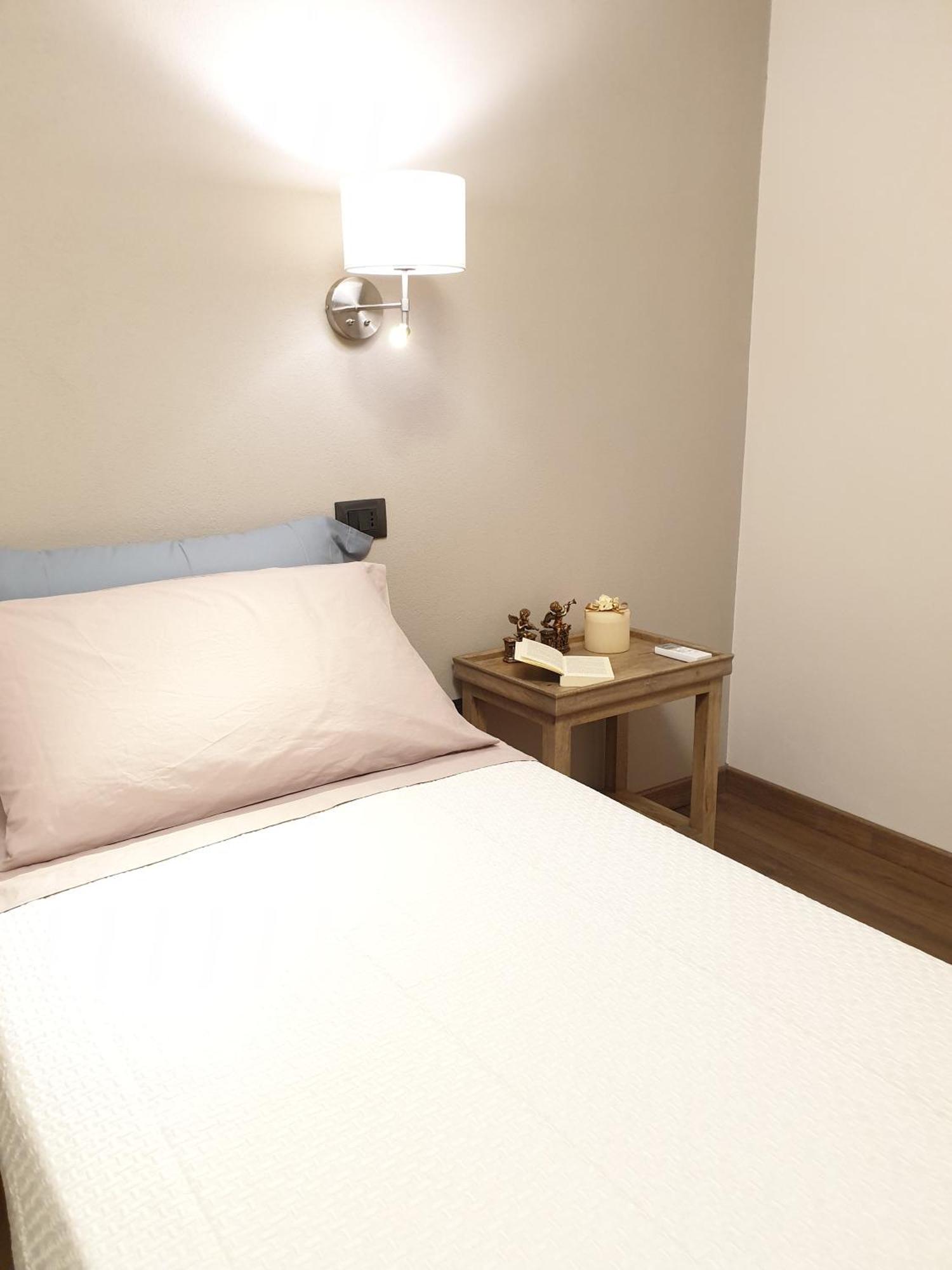 B&B Al Civico16 Guspini Dış mekan fotoğraf